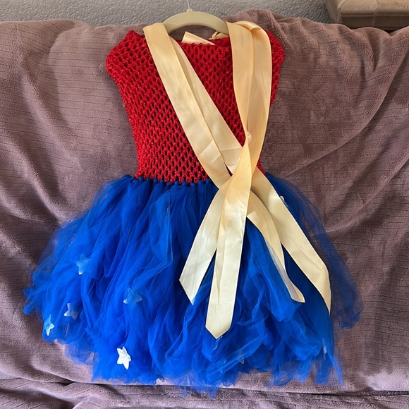 Wonder Woman Knitted Dress - Picture 2 of 2